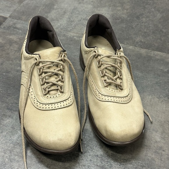 SAS Women's 11 Walk Easy Lace Up Suede Leather Sneakers Walking Shoes Orthotic - Picture 3 of 13